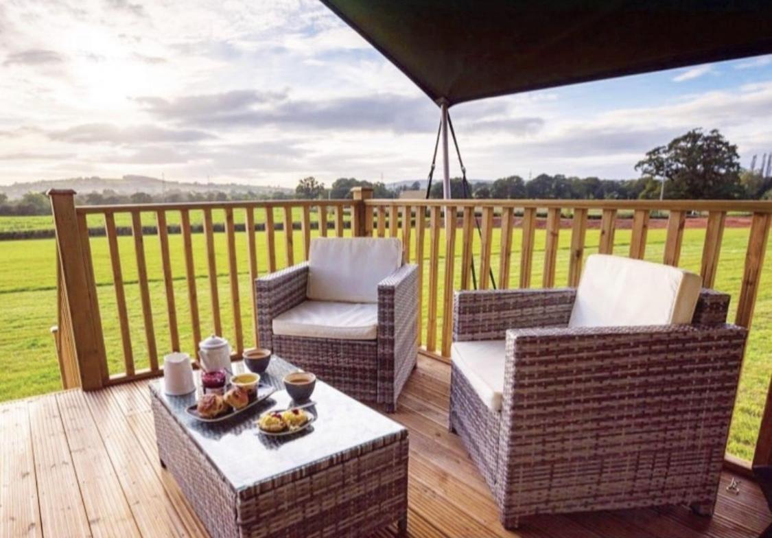 Hotel Midleydown Luxury Glamping Exeter Esterno foto